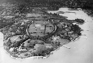 Aerial view of Field Point, 1901