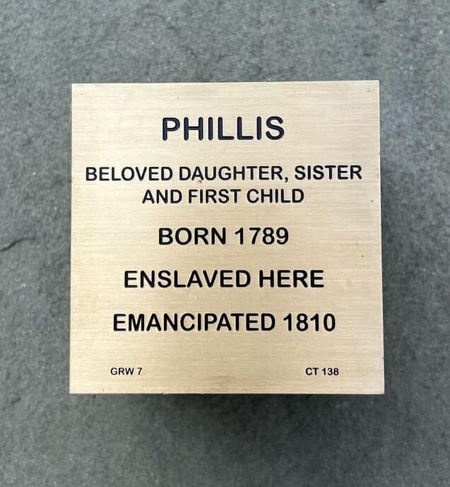 In memory of Phillis, wood stone of borth year, enslavement, and emancipated.
